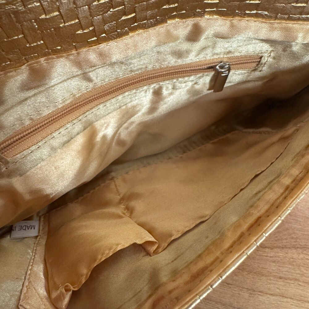 Gold Woven PU Vegan Leather Metallic Lined Convertible Clutch Removable Strap - Picture 4 of 10